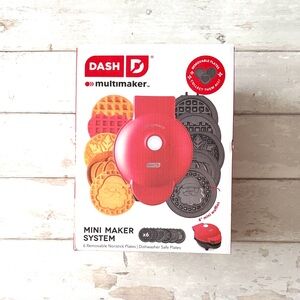 Dash Mini Red Waffle Maker Christmas Holiday Designs Brand NEW in Box NWT